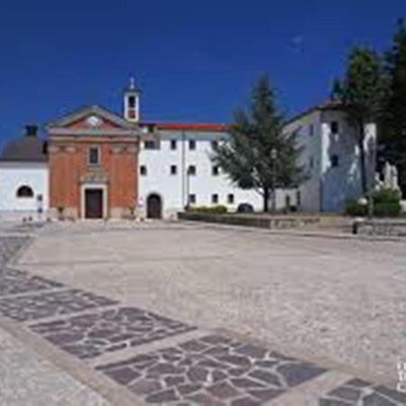 La Collina Di Nonno Carmine Bed and Breakfast Santa Paolina Exteriör bild